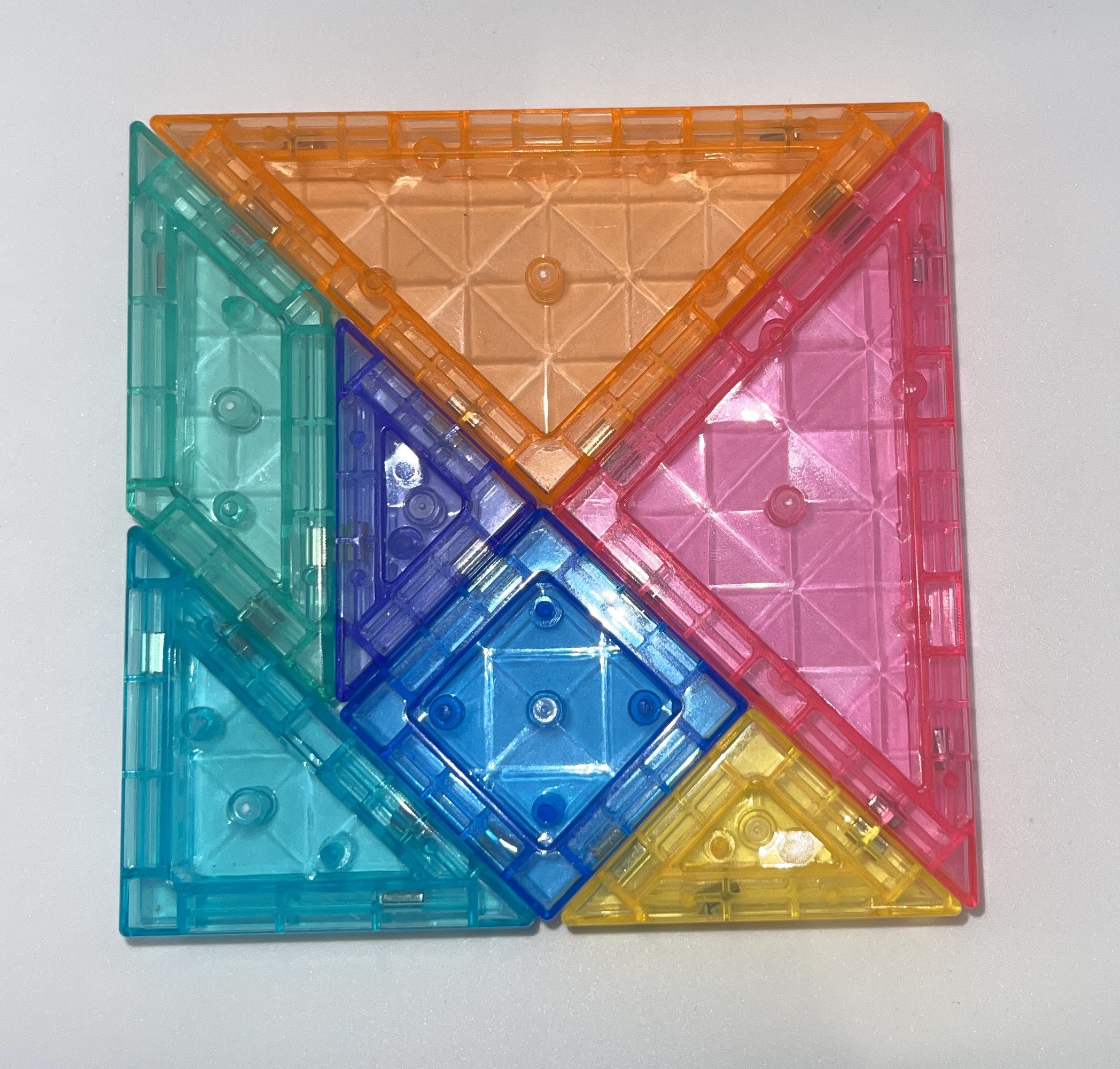 The Dida Tangram Magnetico Traslucido Piccolo 7 Pezzi