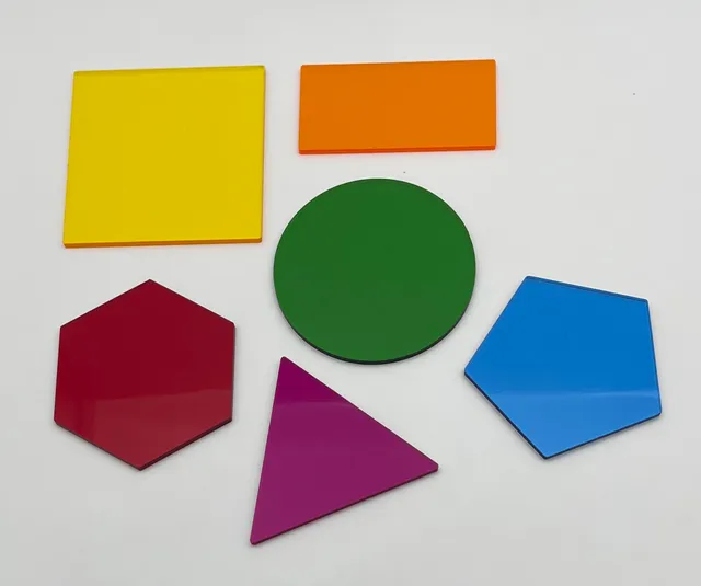 The Dida 6 figure geometriche traslucide 10 cm