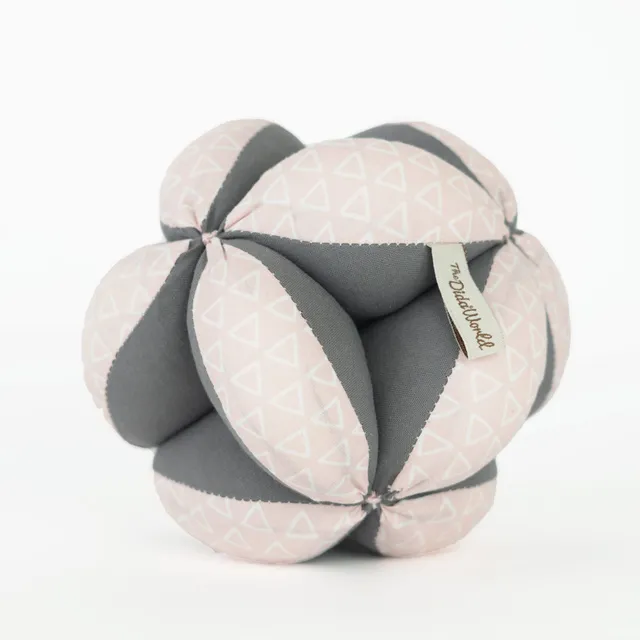 Palla Montessori sensoriale stoffa rosa grigio lavabile