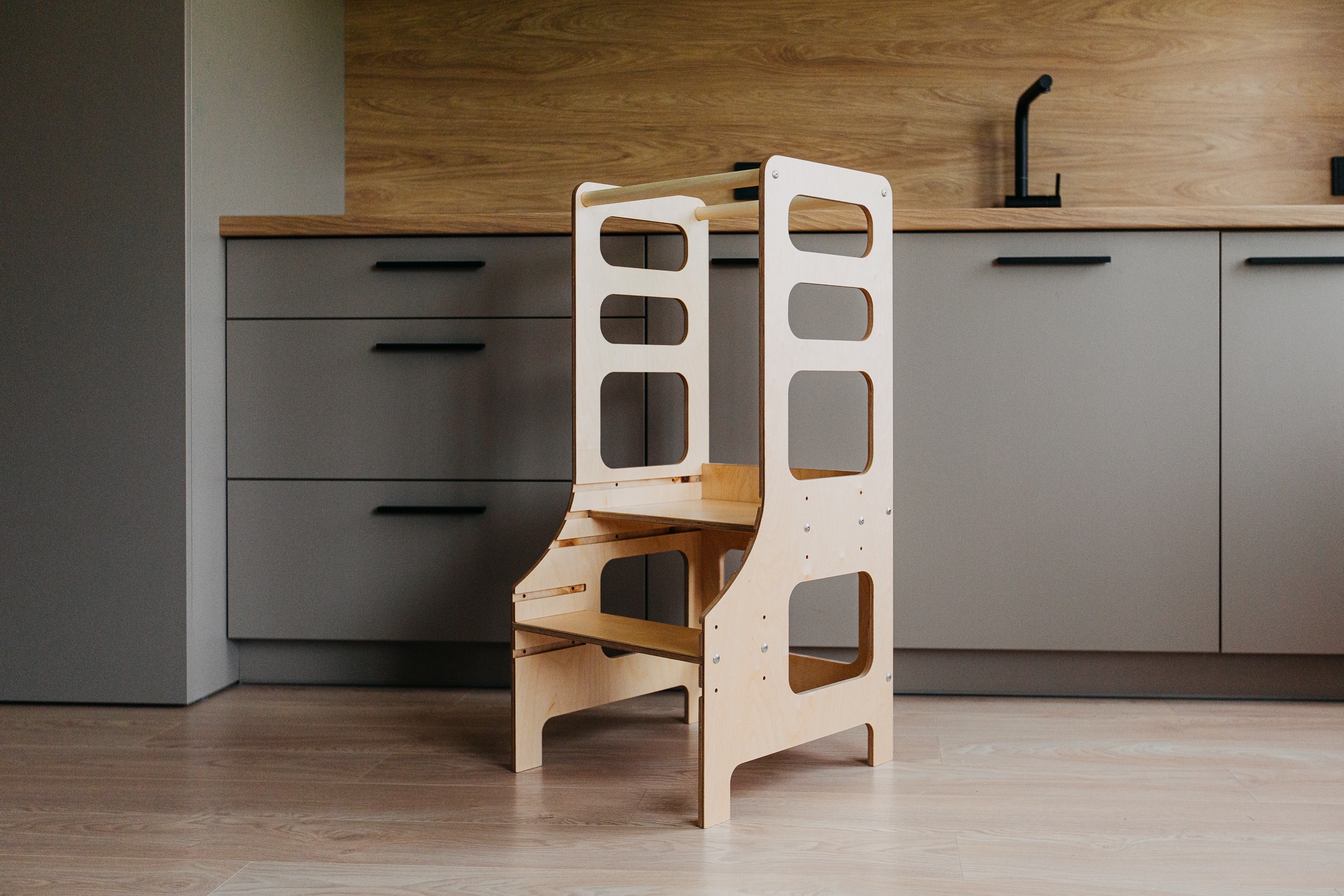 The Dida Torre Apprendimento Montessori legno naturale regolabile