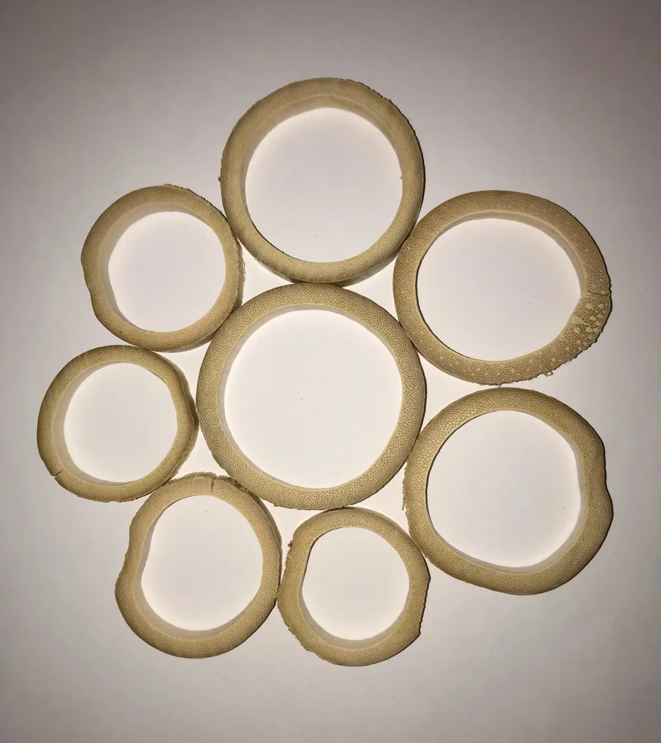 The Dida anelli in bambù naturale gioco 5 pezzi