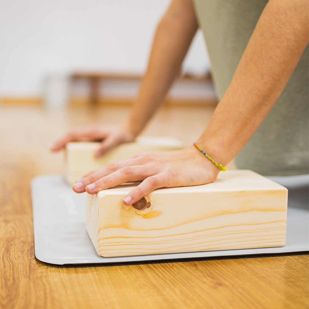 The Dida Kit Yoga Legno Naturale 7 Pezzi Postura