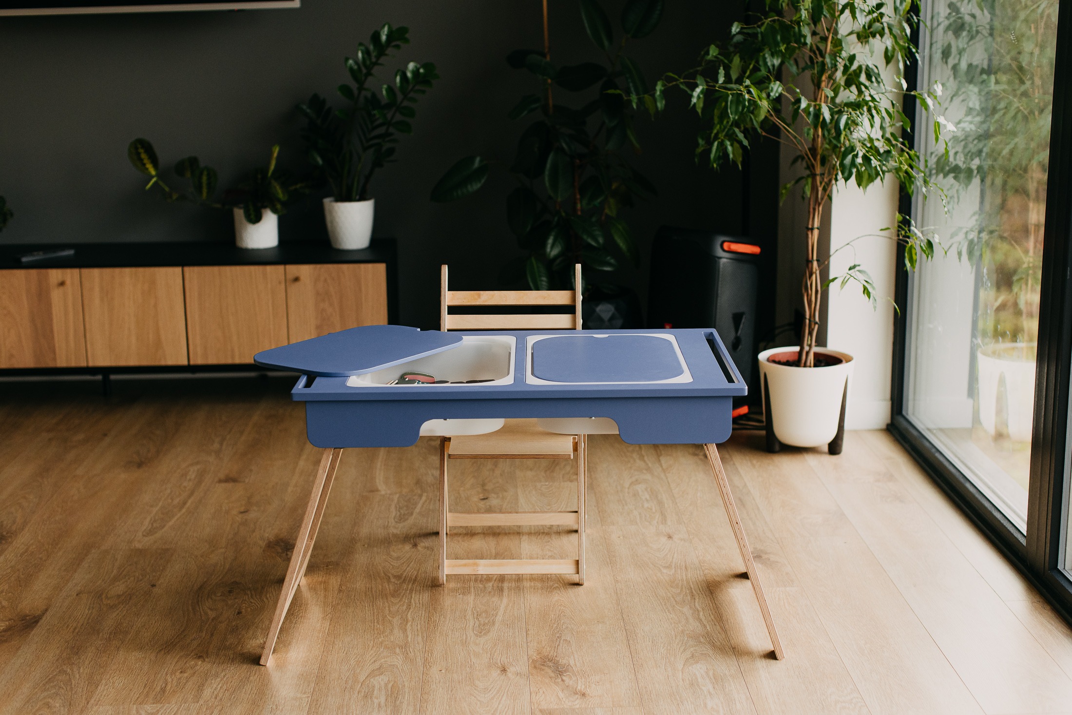The Dida tavolo sensoriale legno 2 vaschette blu 18 mesi+