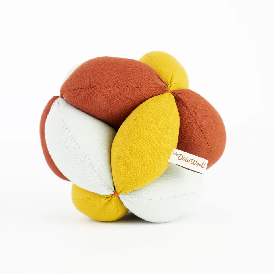 The Dida Montessori Nuage palla morbida cotone con sonaglio