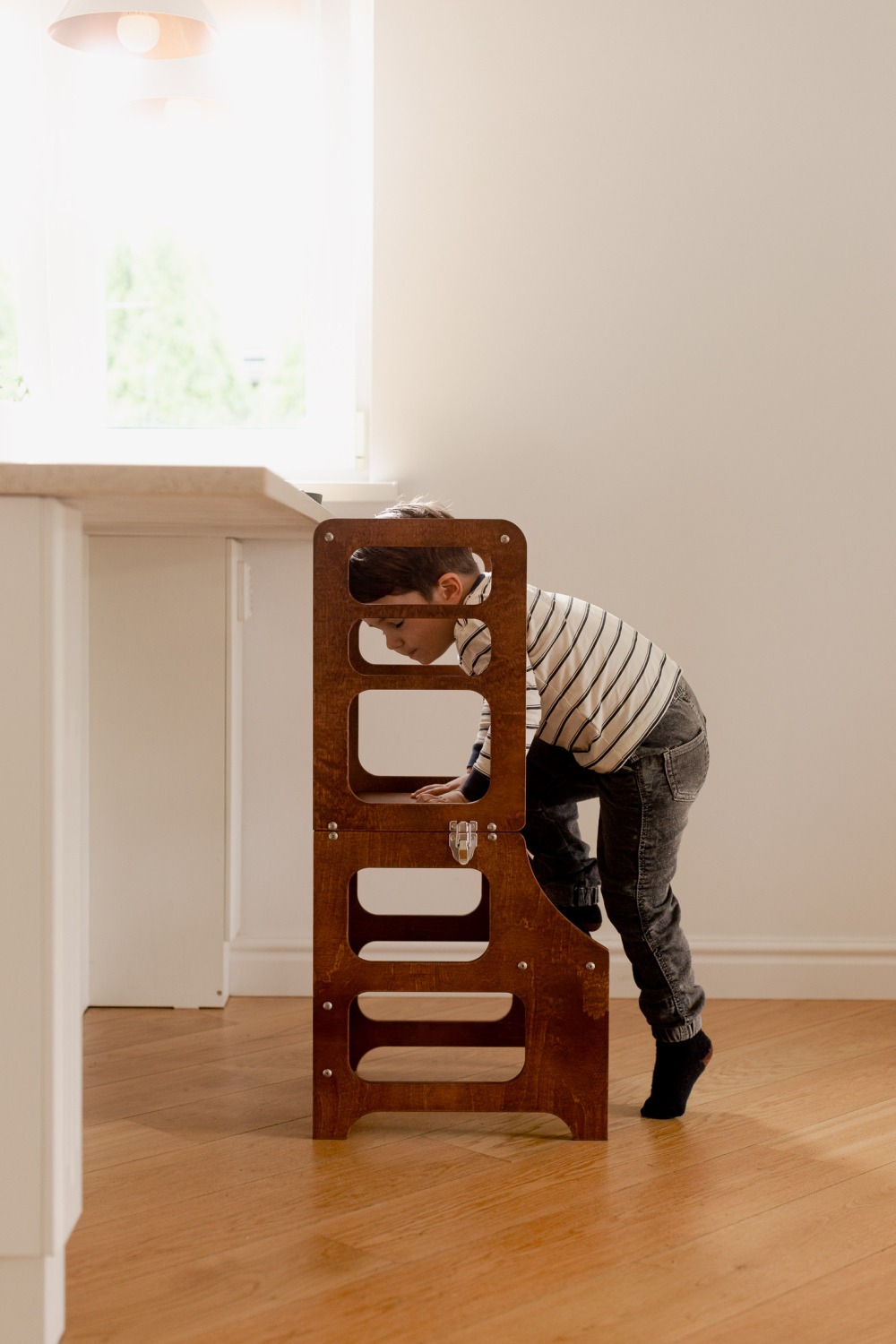 The Dida Honey Glaze torre tavolo sedia legno naturale