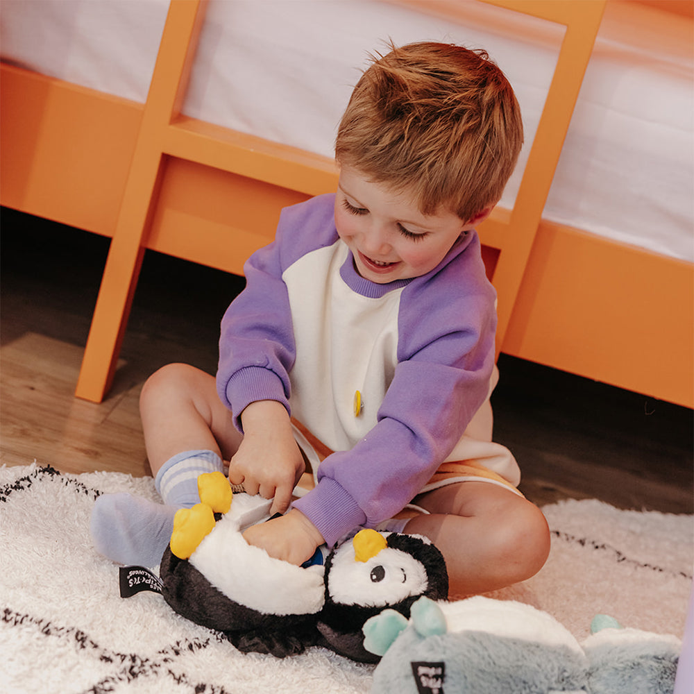 Les Déglingos Ptipotos Iglou peluche pinguino bianco nero
