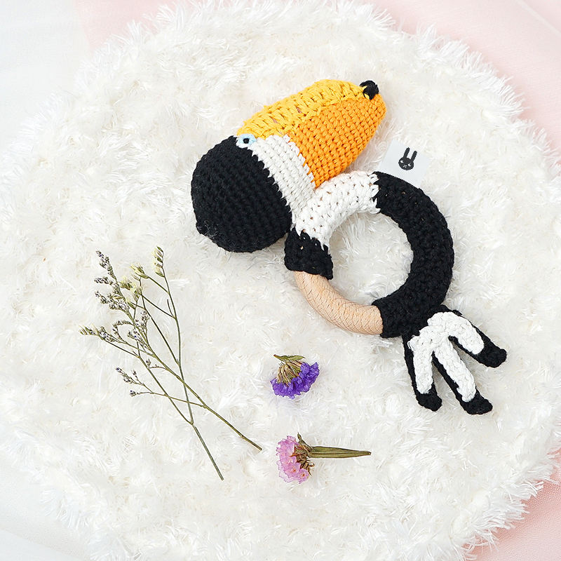 Piccoli Toys Ambrogio Sonaglino Tucano uncinetto cotone