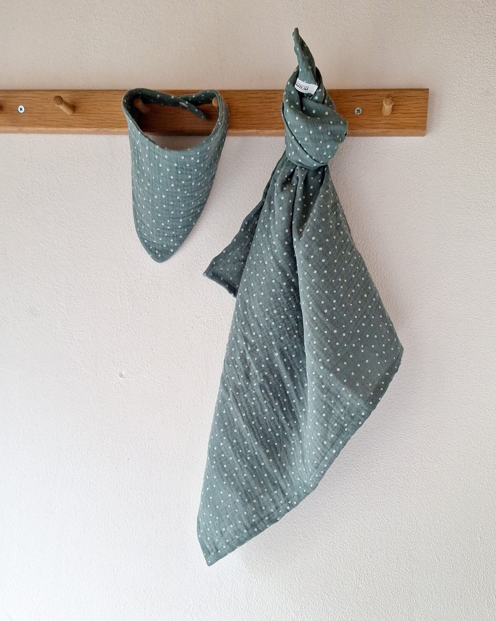 M'Amélie Creations Set Nascita Mussola con bavaglino cotone