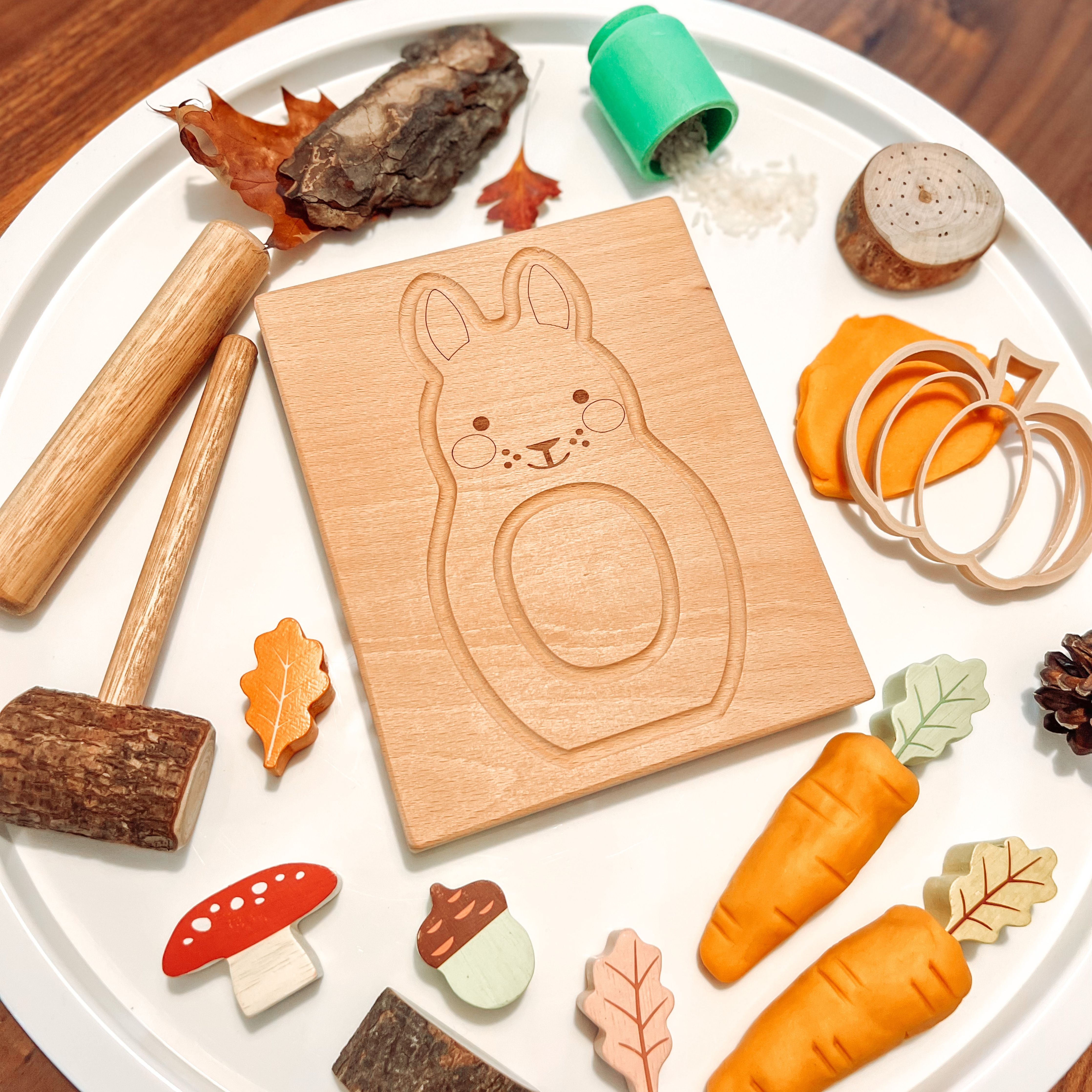 Rosa & Bo Bo Bunny tavola sensoriale in legno made in UK tattile