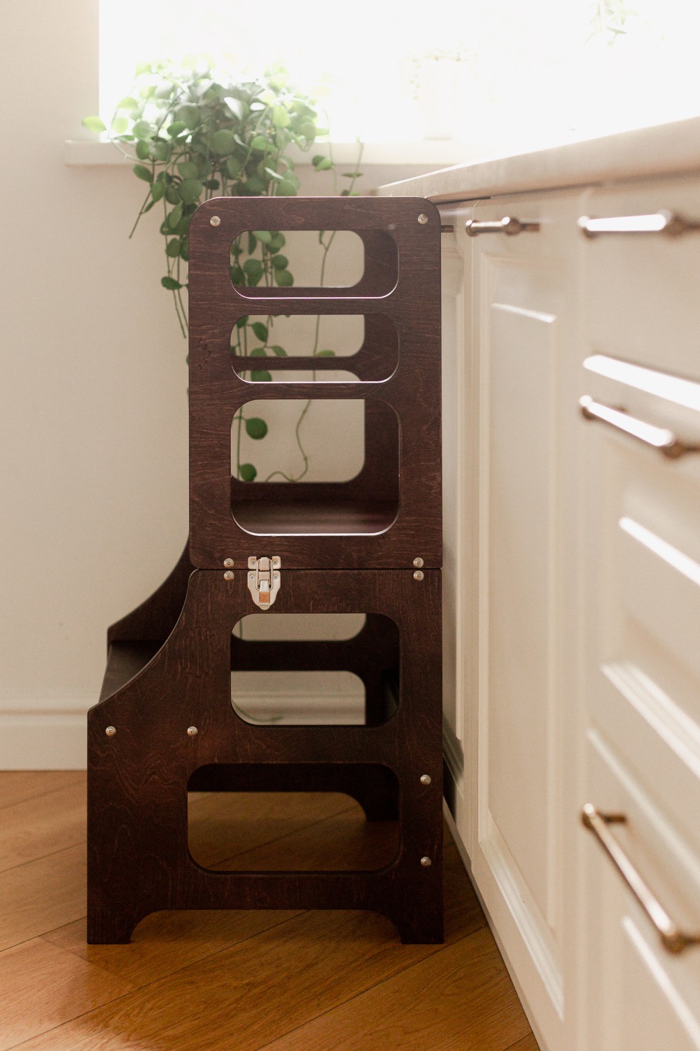 The Dida Montessori Torre Apprendimento Espresso Brown