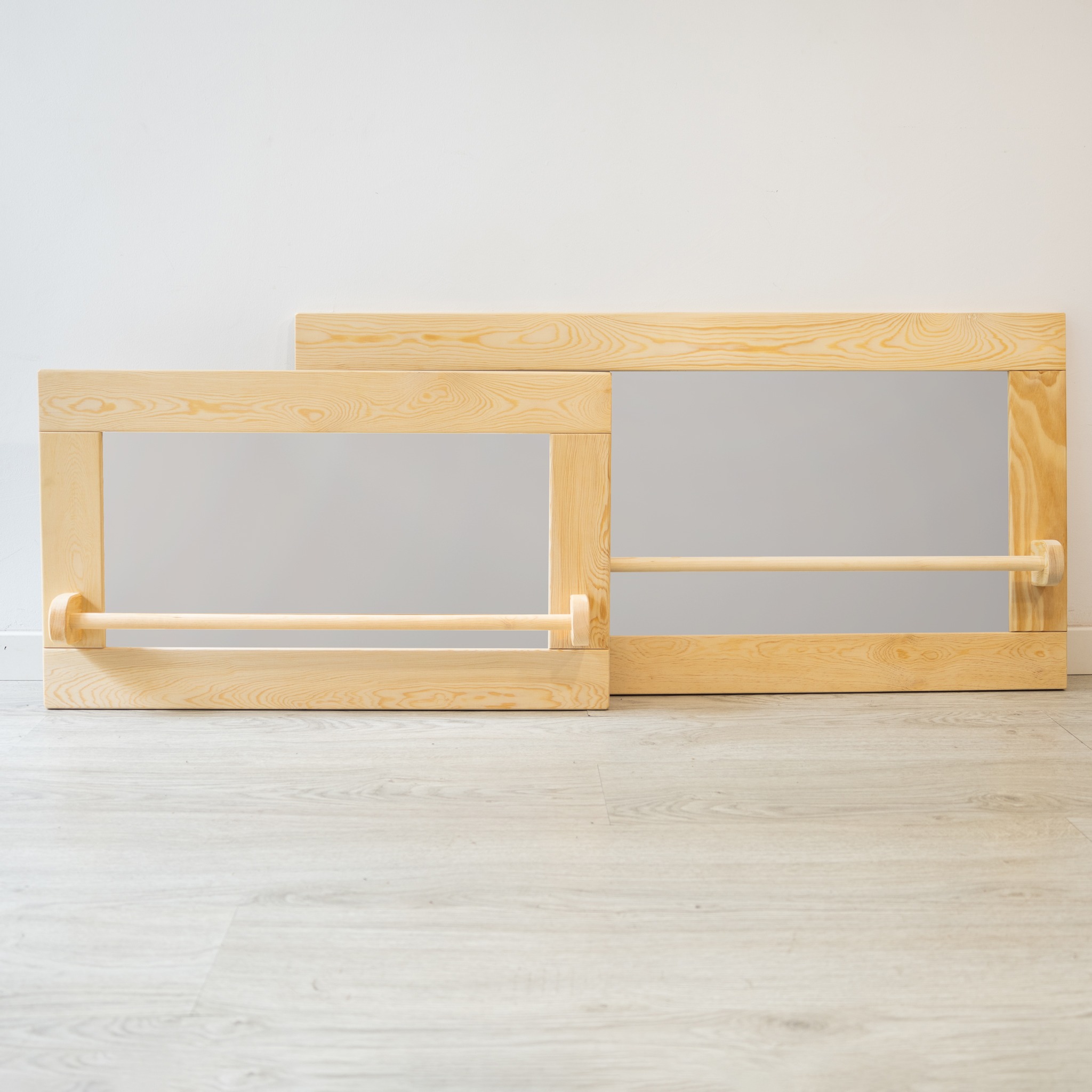 The Dida Specchio Montessori legno naturale grande
