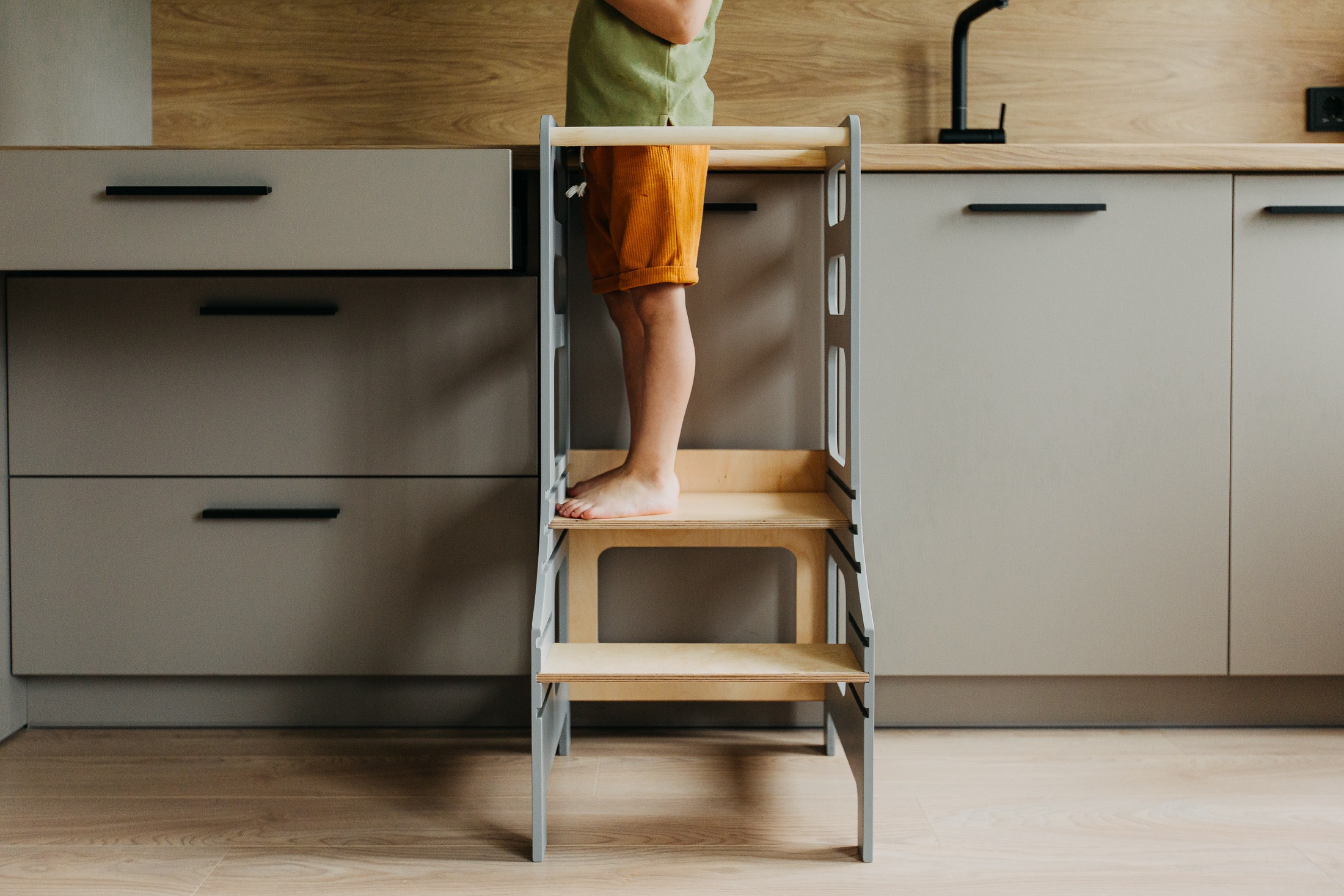 The Dida Montessori Torre di Apprendimento Legno Regolabile