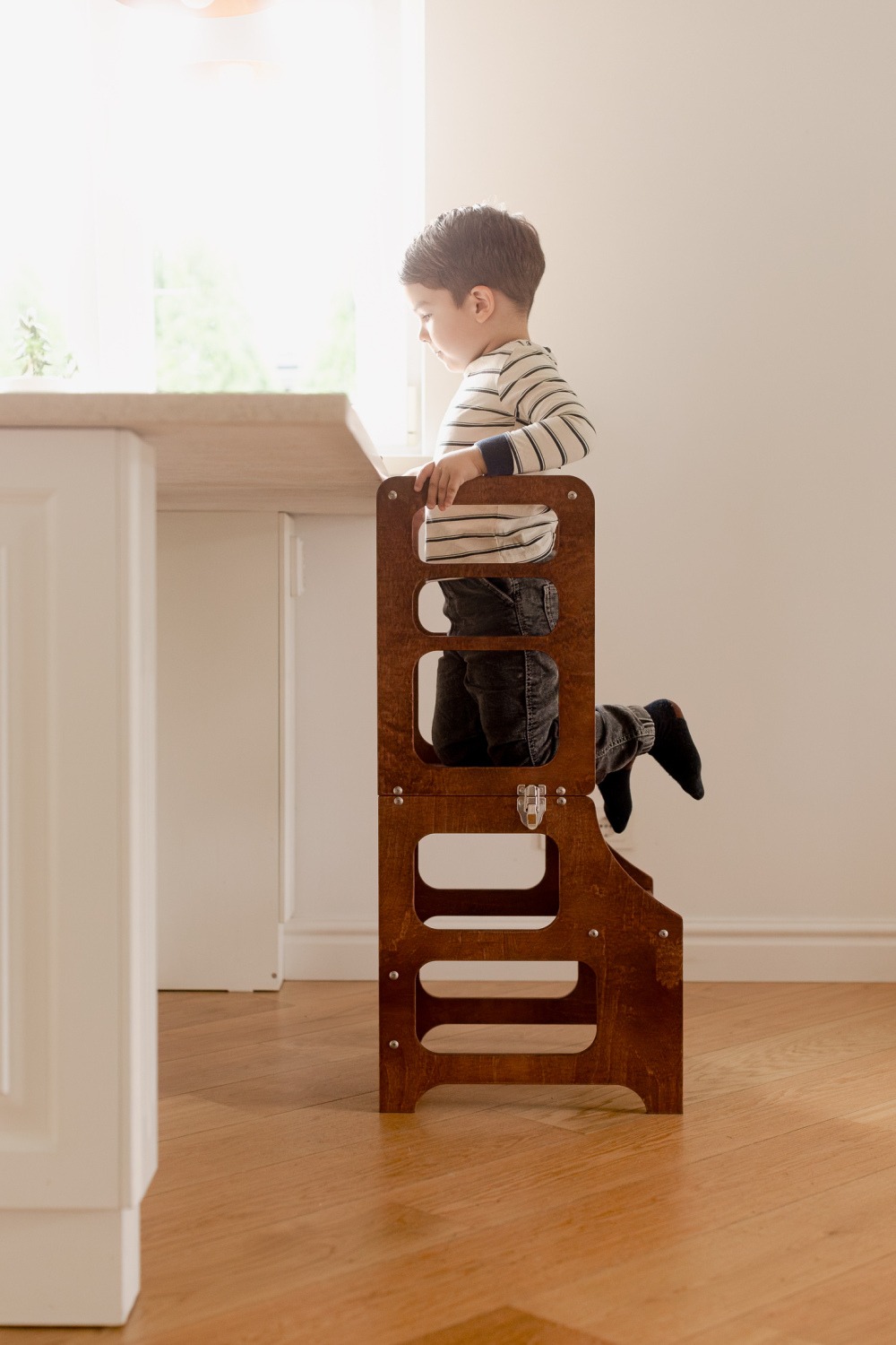 The Dida Honey Glaze torre tavolo sedia legno naturale
