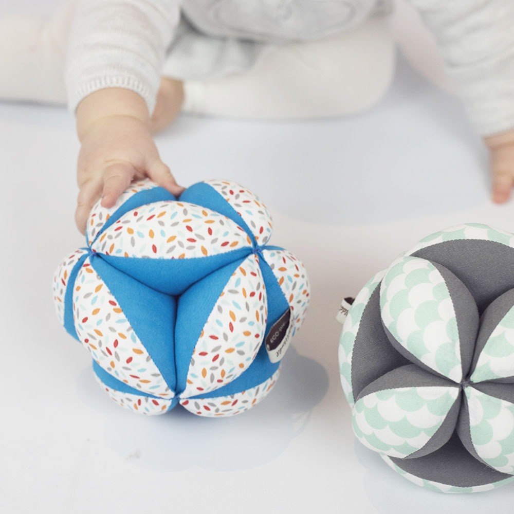 The Dida palla Montessori cotone con sonaglio lavabile