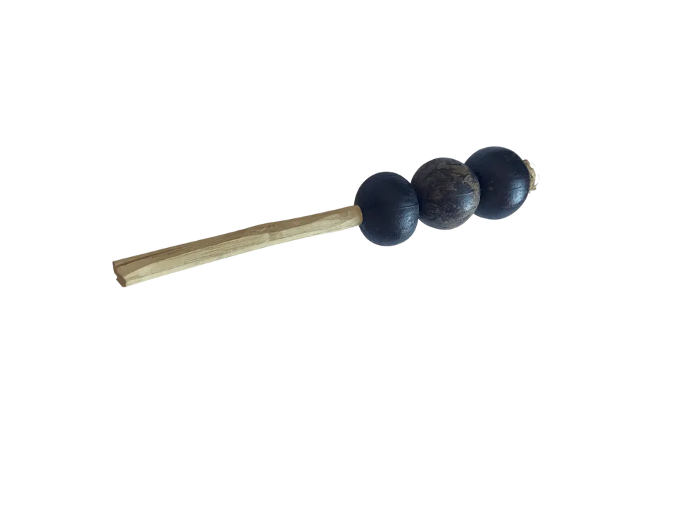 Maraca sonaglio naturale in materiali naturali