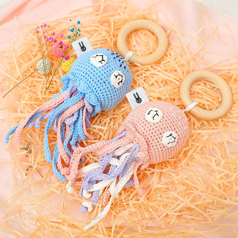Piccoli Toys Carolina Polpo Rosa carillon uncinetto