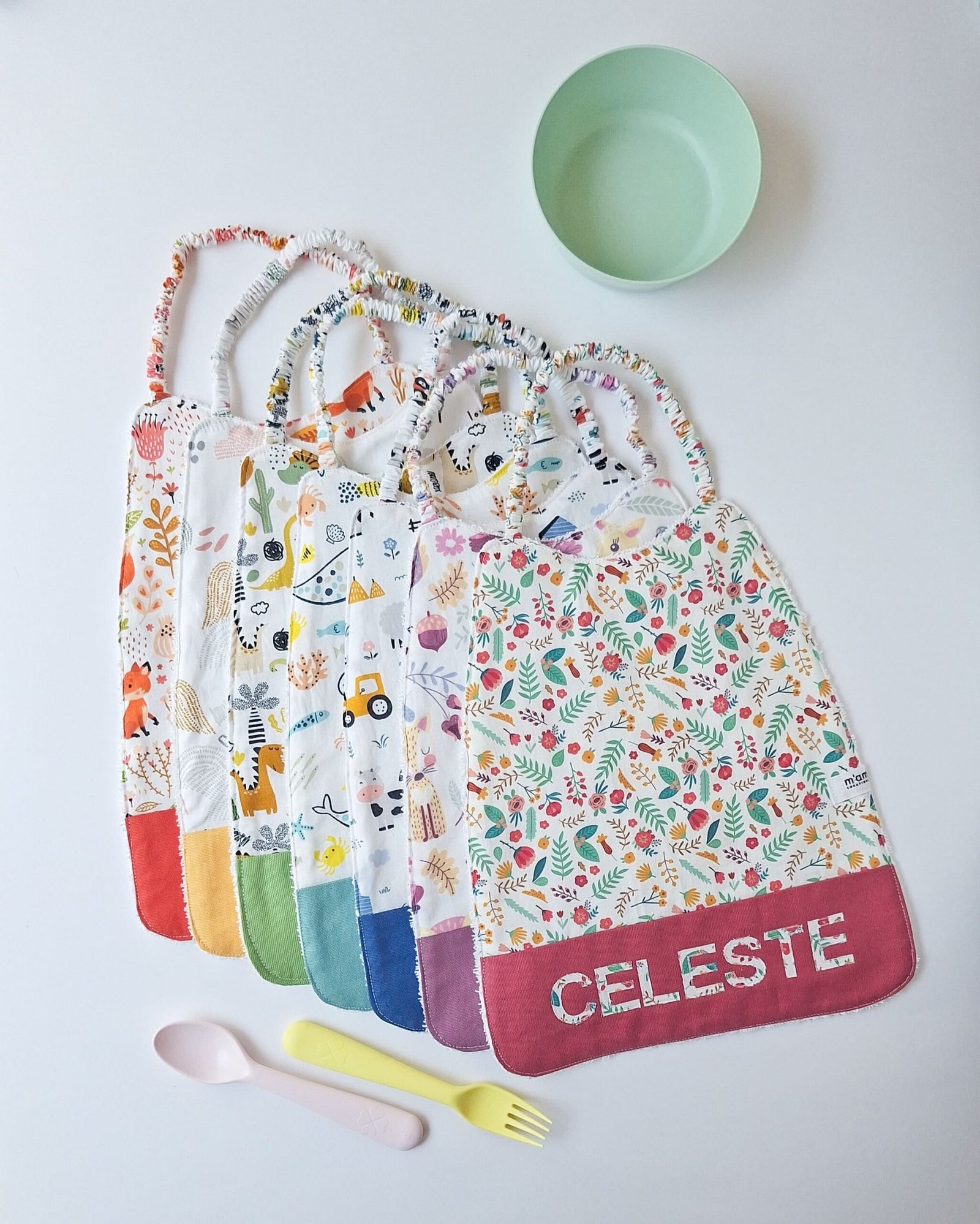 M'Amélie Creations Bavaglino Asilo con Elastico in Cotone