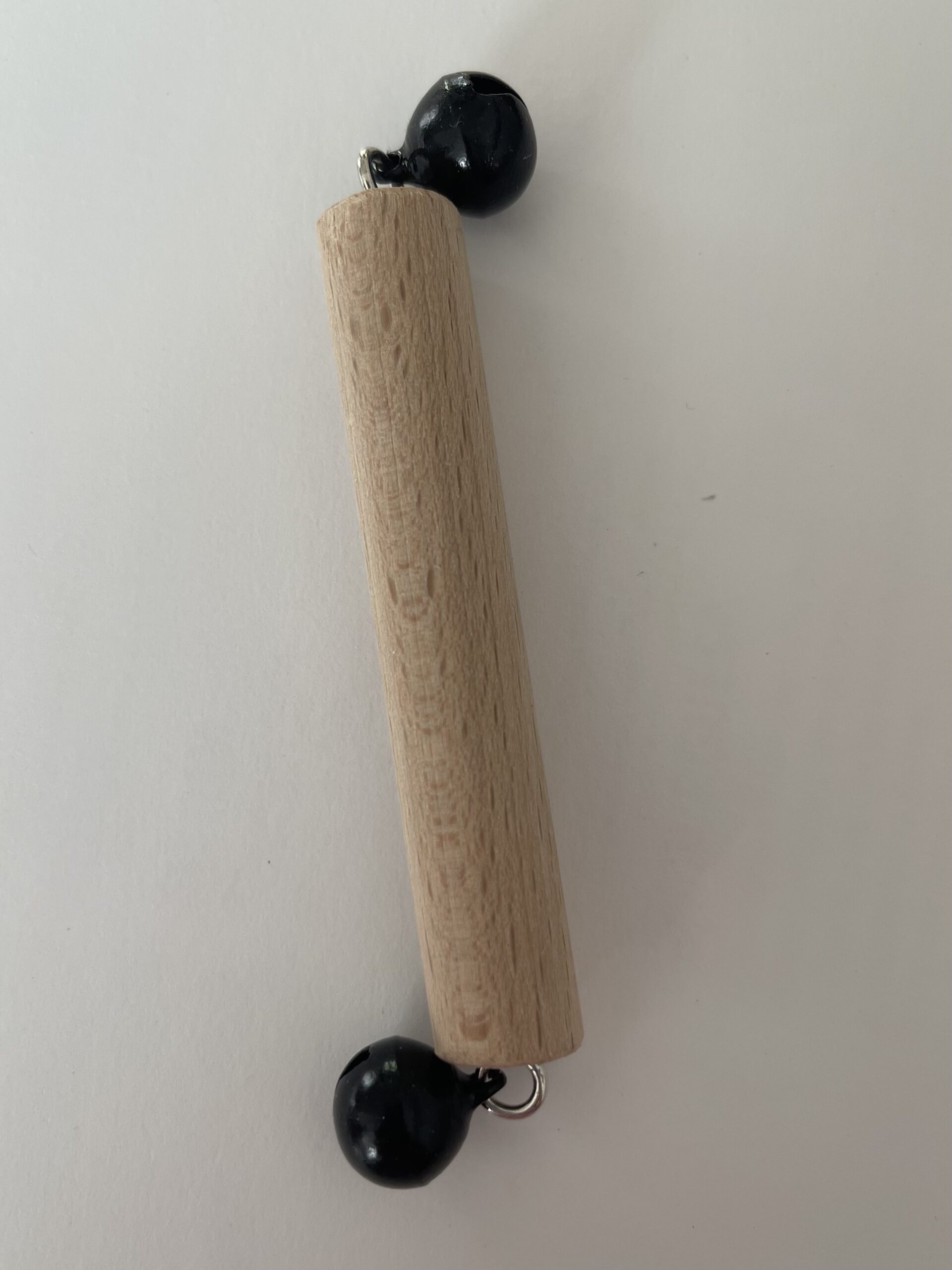 The Dida Sonaglio Montessori campanelli legno nero neonati