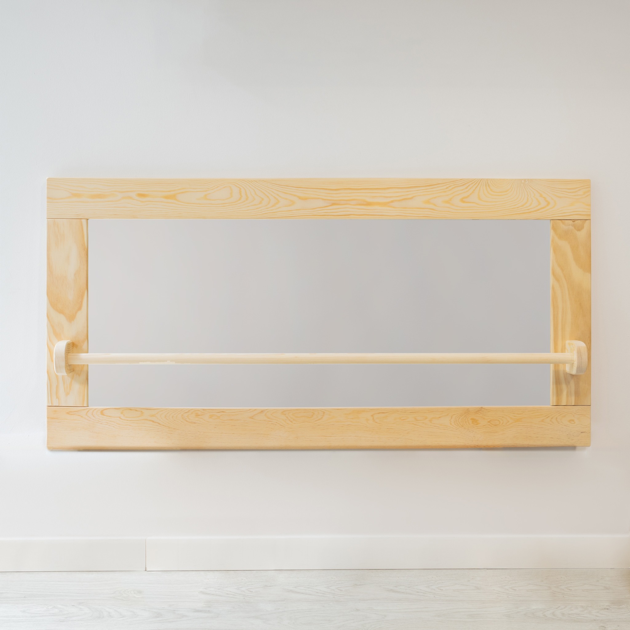 The Dida Specchio Montessori legno naturale grande