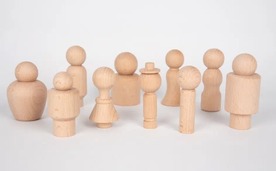 Waldorf personaggi legno 10 pezzi 8 cm gioco ruolo