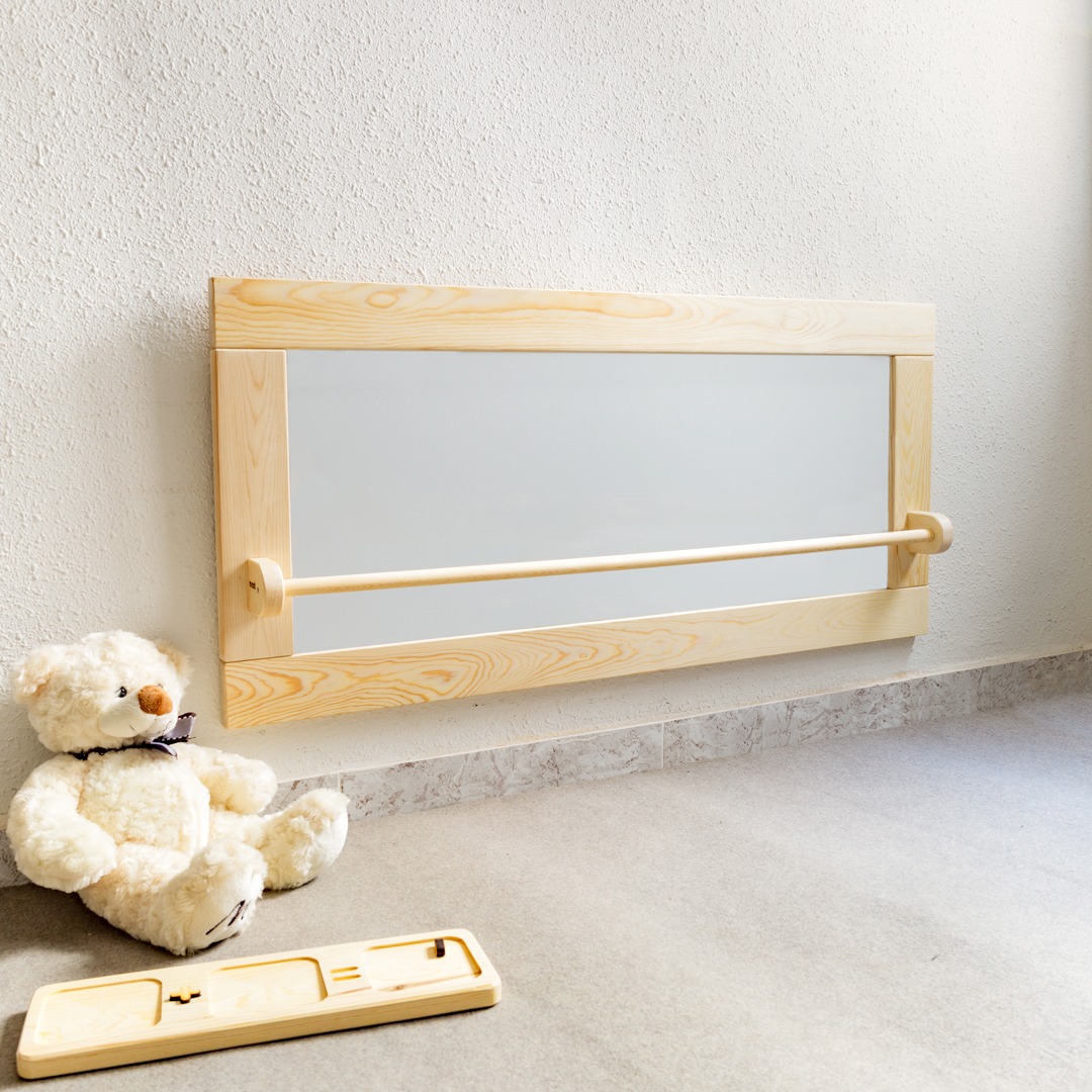 The Dida Specchio Montessori legno naturale grande