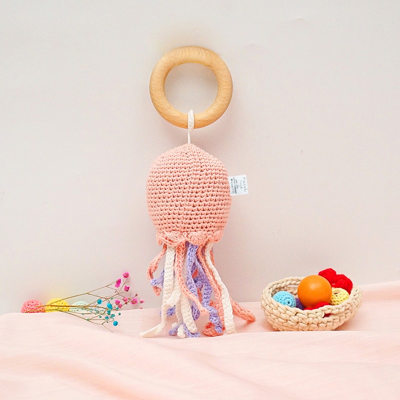 Piccoli Toys Carolina Polpo Rosa carillon uncinetto
