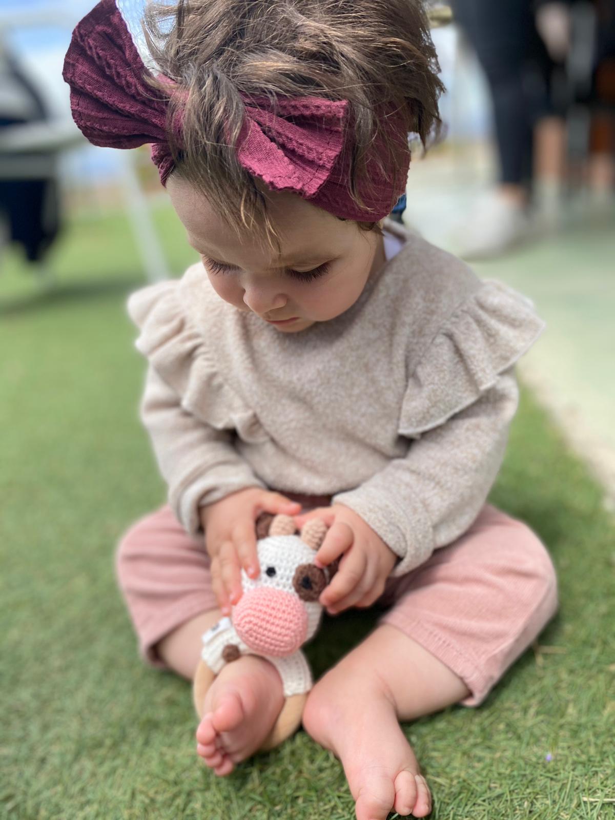 Piccoli Toys Adriana sonaglio uncinetto mucca cotone