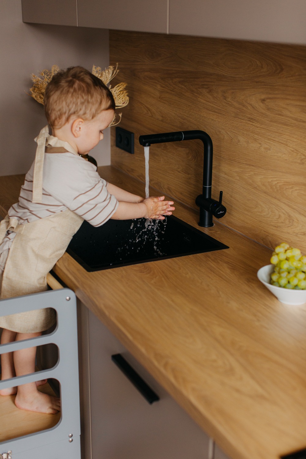 The Dida Torre Apprendimento Montessori Convertibile Grigia