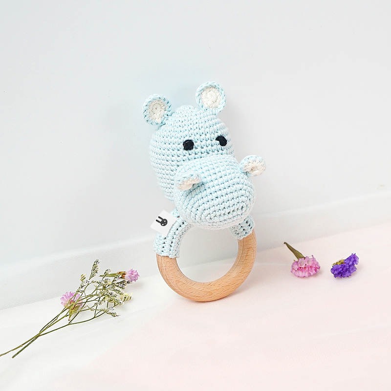 Piccoli Toys Ettore Sonaglio Uncinetto Ippopotamo in Cotone