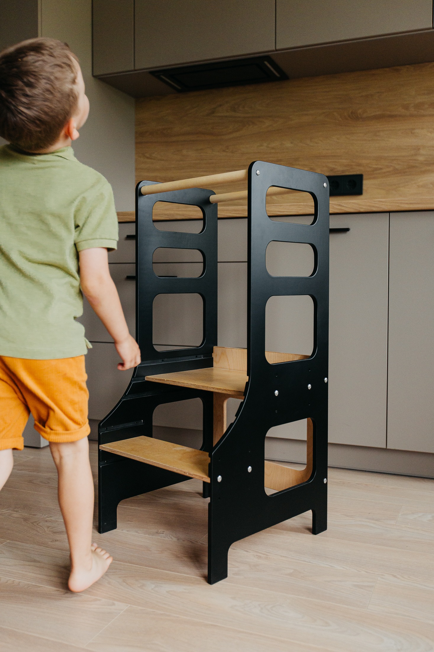 The Dida Torre di Apprendimento Montessori Nera Regolabile
