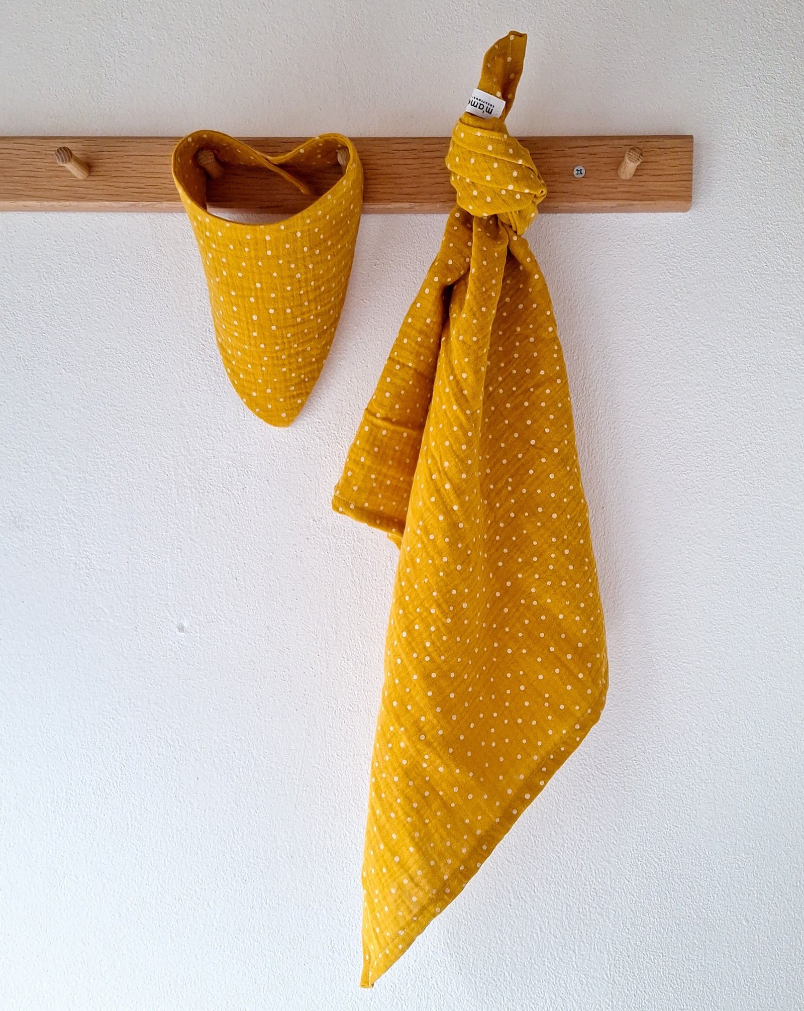 M'Amélie Creations Set Nascita Mussola con bavaglino cotone