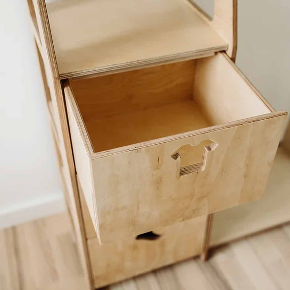 The Dida armadio Montessori con cassetti in betulla