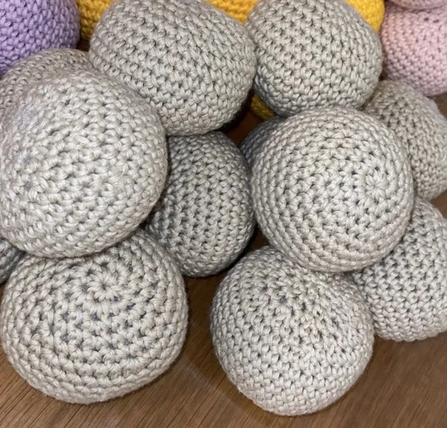 The Dida Sonajero Crochet palla sonaglio uncinetto naturale